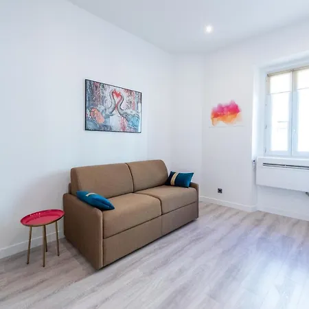 Lea Apartment *